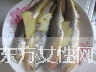 清蒸小黃魚(yú)的做法 教你做味道鮮美的小黃魚(yú)