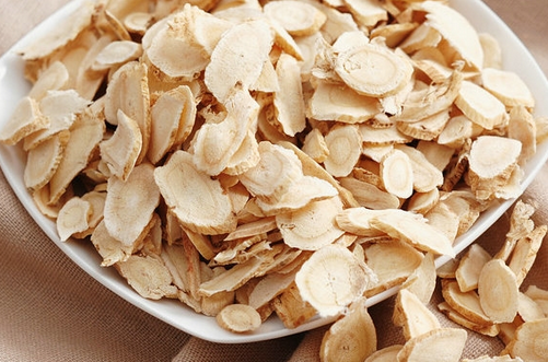 黨參黃芪    補(bǔ)中益氣健脾益肺