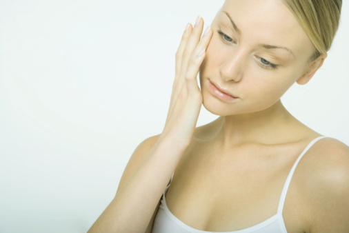 閉經(jīng)怎么治療 明確病因?qū)ΠY下藥