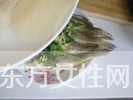 清蒸小黃魚(yú)的做法 教你做味道鮮美的小黃魚(yú)