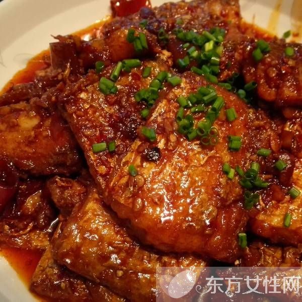 家常紅燒帶魚的做法 魚的營(yíng)養(yǎng)價(jià)值及功效