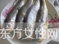 清蒸小黃魚(yú)的做法 教你做味道鮮美的小黃魚(yú)