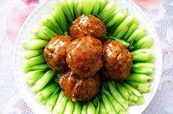 紅燒獅子頭怎么做 紅燒獅子頭是什么菜系