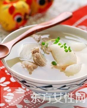 蘿卜排骨湯的家常做法 冬天多吃蘿卜可預(yù)防感冒