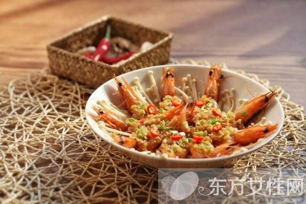 蒜蓉蒸蝦怎么做 幾個(gè)技巧教你輕松做出美味
