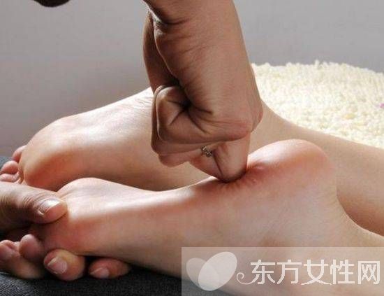 腳氣產(chǎn)生的原因是什么 如何預(yù)防腳氣引發(fā)丹毒