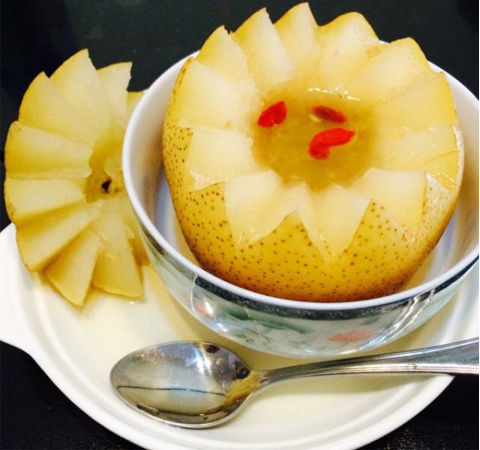 冰糖燉雪梨的功效 感冒吃它好處多