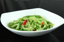 苦瓜炒肉的做法大全 教你苦瓜不苦的6個(gè)小妙招