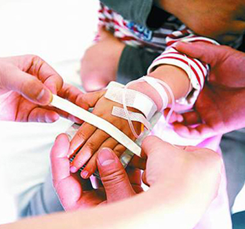 打吊針的危害有多大 打吊針時(shí)有哪些注意事項(xiàng)