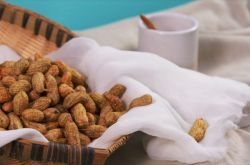 煮花生多長時間能熟  哪些人不宜吃花生