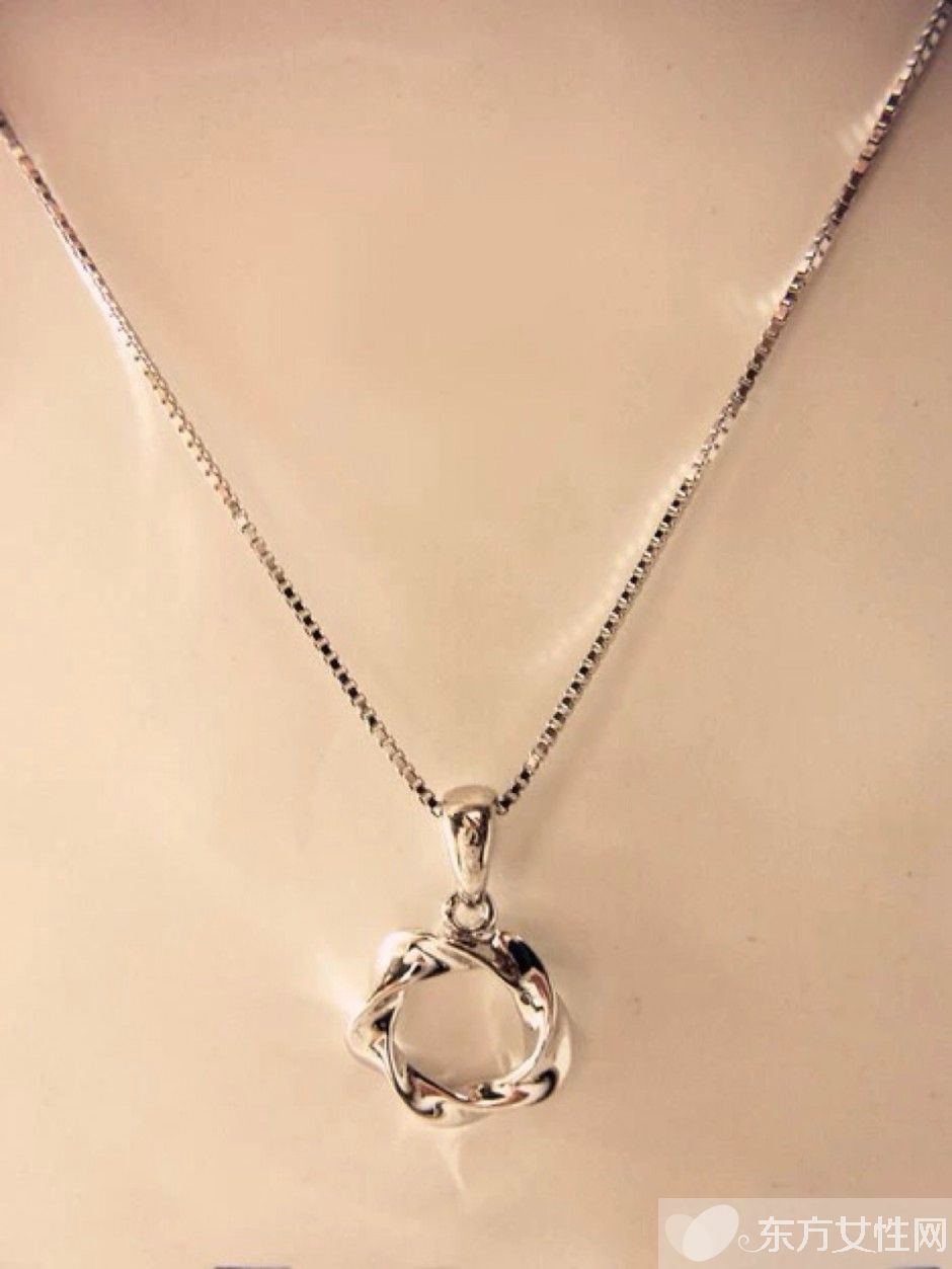 銀項(xiàng)鏈怎么清洗 為什么銀飾會變黑