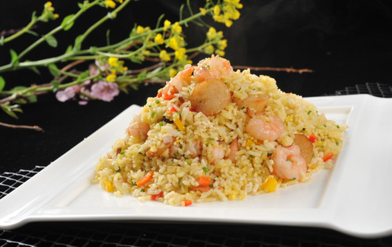 什錦炒飯?jiān)趺醋龊贸? 教你四道美味炒飯的做法