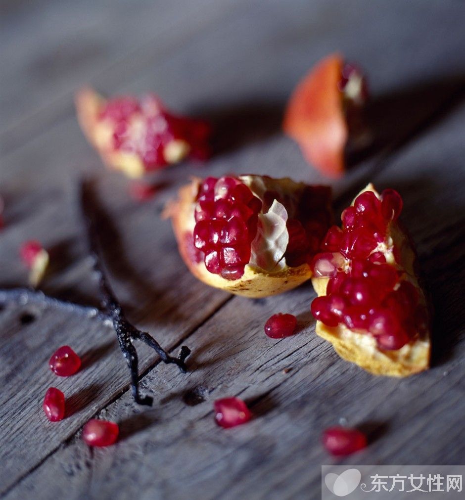 剝石榴的方法有哪些 揭秘石榴的十大神奇功效