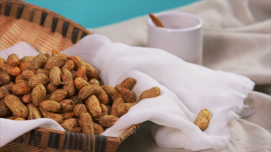 煮花生多長(zhǎng)時(shí)間能熟 哪些人不宜吃花生