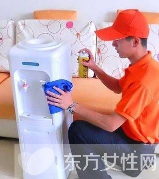 怎樣清洗飲水機(jī) 為什么要清洗飲水機(jī)