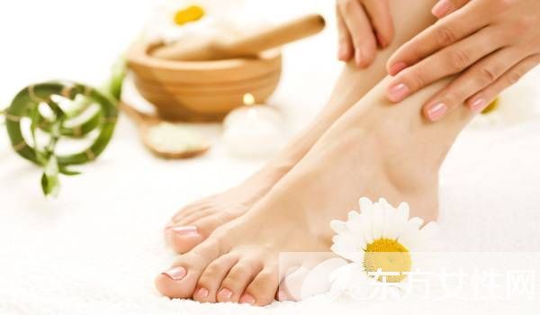 治療腳氣腳臭的方法有哪些 幾個(gè)小偏方幫到你