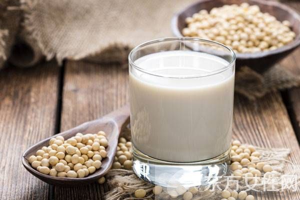 喝豆?jié){的好處有哪些  揭秘喝豆?jié){的七大禁忌