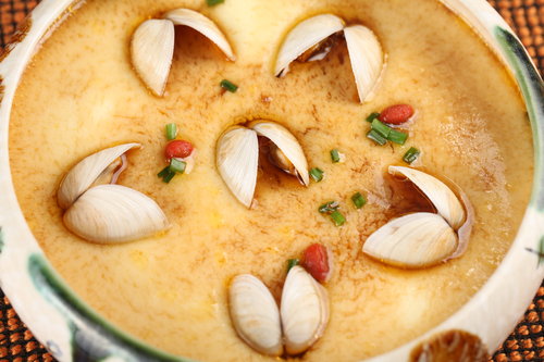 女人為什么會(huì)長(zhǎng)黃褐斑 祛除黃褐斑的食療方法