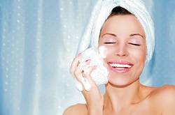 臉上出油怎么辦 這些方法能幫到你哦