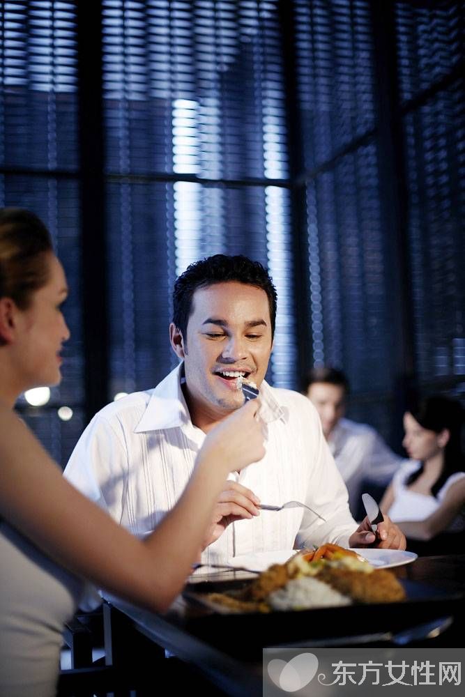 吃西餐的十大基本禮儀 西餐就餐禮儀常識(shí)