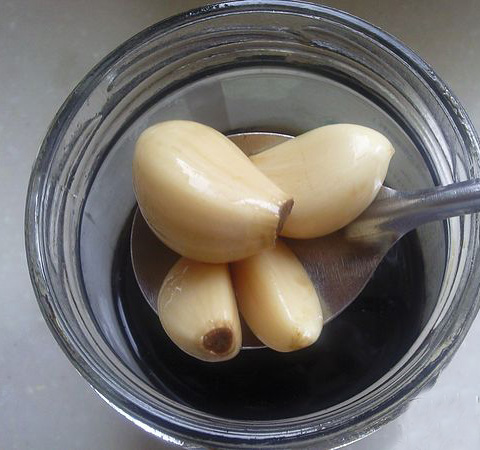 揭最好的糖醋蒜腌制方法讓你吃出健康來(lái)