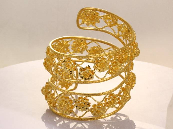 18k金項(xiàng)鏈怎么清洗 四大清洗方法讓你輕松搞定