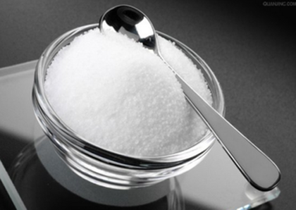 牛仔褲掉色怎么辦 教你晾洗牛仔褲的方法