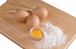 泡打粉的作用與功效 泡打粉和發(fā)酵粉的區(qū)別