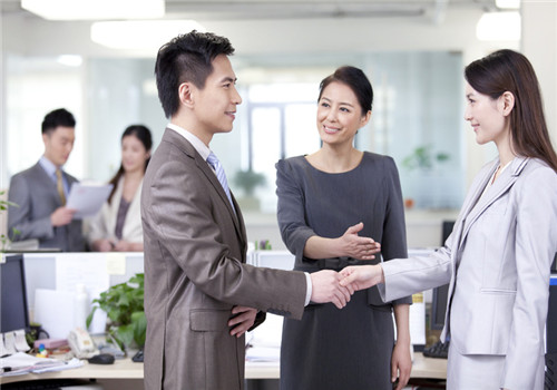 人際關系技巧 15個技巧有助于更好的與他人相處