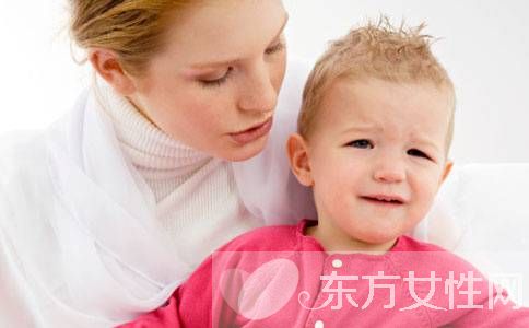 小孩反復(fù)發(fā)燒怎么辦 寶寶反復(fù)發(fā)燒吃什么好