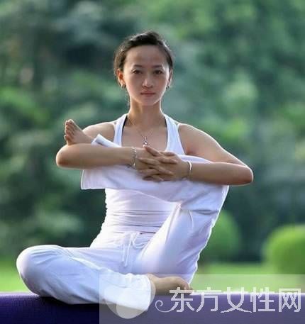 10分鐘超有效燃脂瘦身瑜伽 還不快學