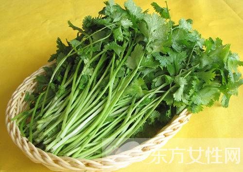 香菜煮水的功效有哪些 香菜煮水還能祛斑