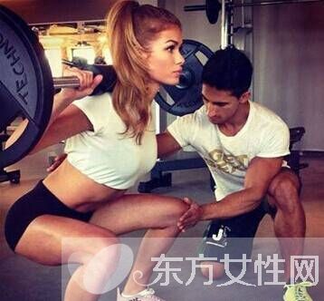 深蹲怎么做 深蹲的6大標(biāo)準(zhǔn)動(dòng)作