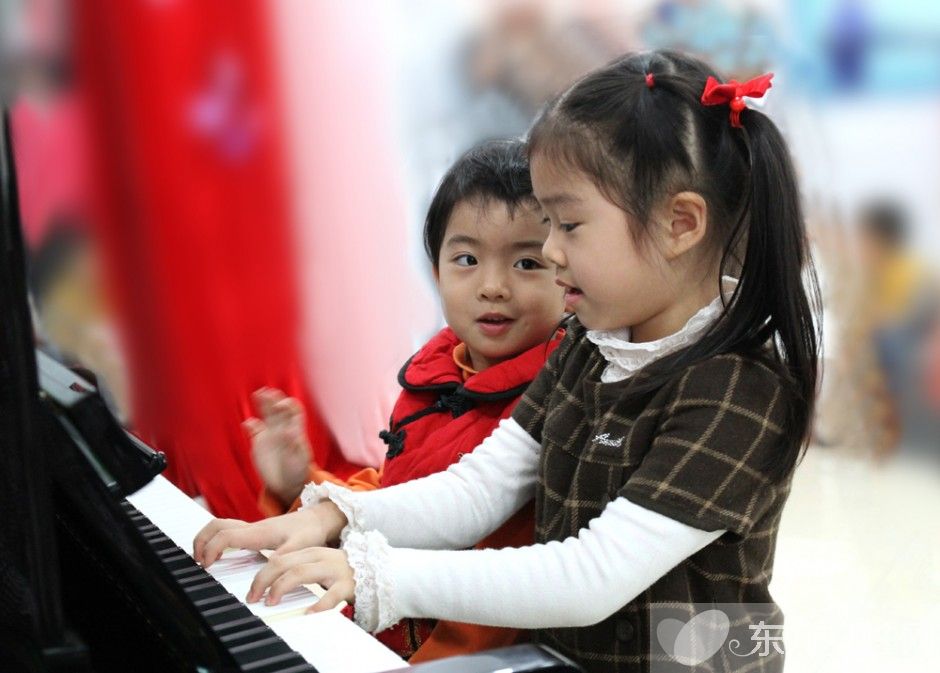 學(xué)鋼琴的最佳年齡 學(xué)鋼琴的N多好處你一定不知道