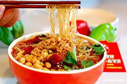 麻辣燙的5大危害 四招教你如何科學(xué)吃麻辣燙