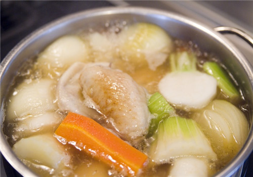 怎樣煲雞湯最有營養(yǎng) 只需要10個(gè)技巧