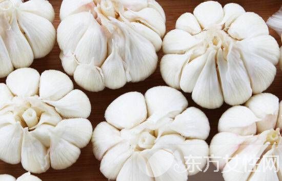 夏天野外室內(nèi)驅(qū)蚊方法 幾個(gè)妙招令蚊子消失的無(wú)影蹤