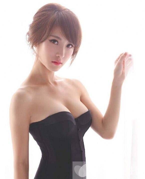 胸外擴(kuò)可以糾正過(guò)來(lái)嘛 產(chǎn)后美胸還你自信美麗人生