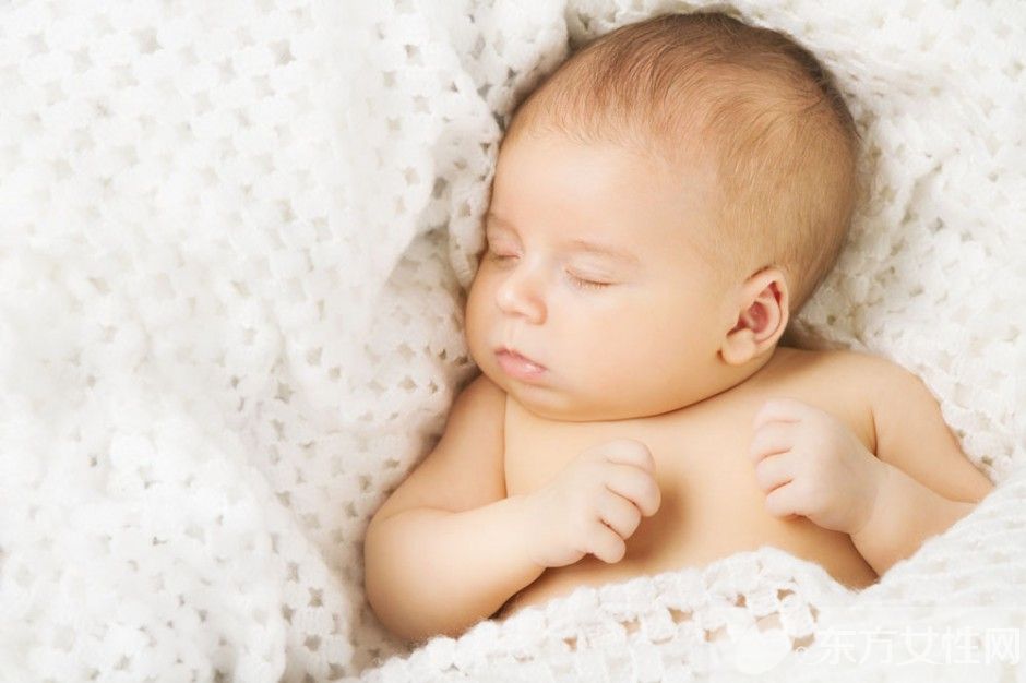 兩個月的寶寶睡眠時間 什么原因影響寶寶睡眠呢