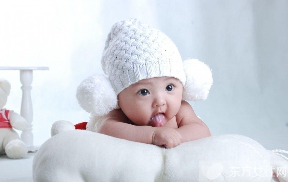 4個月寶寶吃奶量應(yīng)該是多少 揭秘寶寶喝奶的四大誤區(qū)