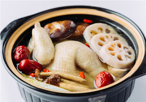 怎樣煲雞湯最有營養(yǎng) 只需要10個(gè)技巧