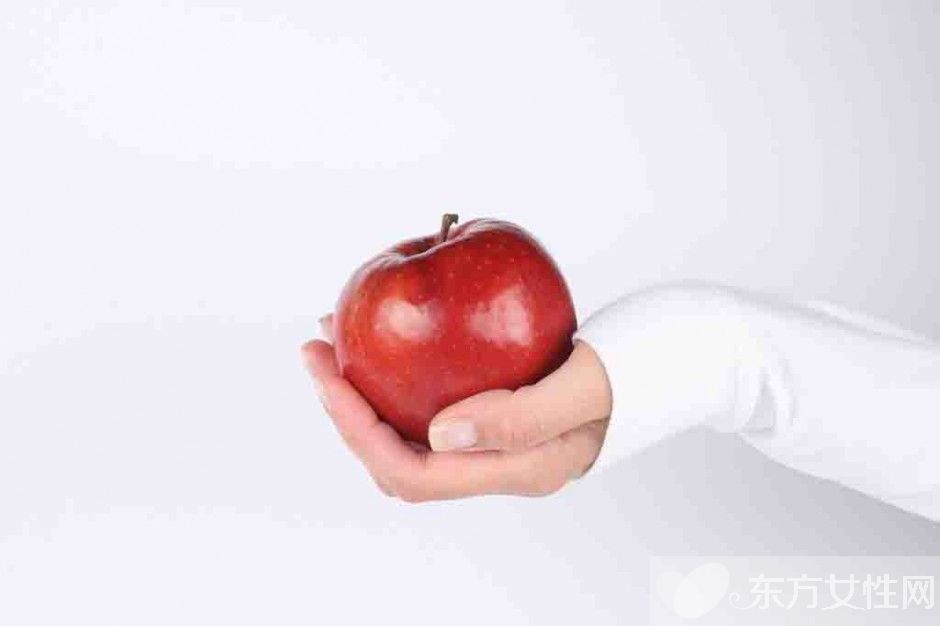 自制補水去細紋眼膜 經常這么做年輕10歲不是夢