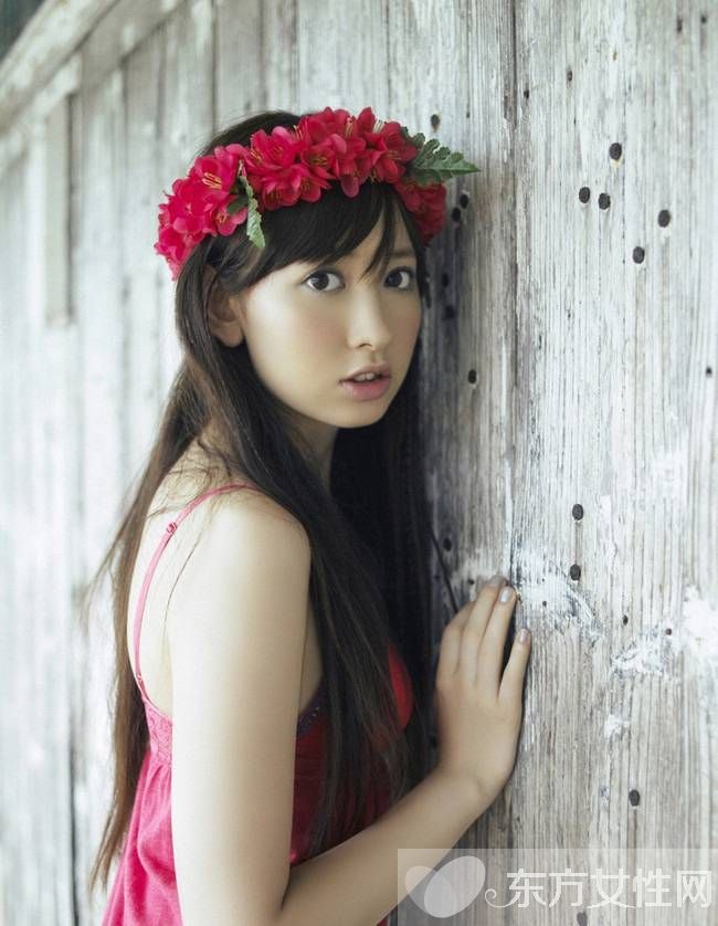 最有效的去眼袋方法推薦 去除眼袋就是這么簡單