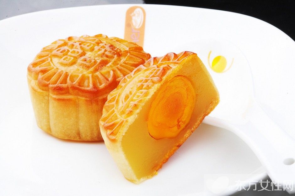 中秋節(jié)的來歷和習俗 中秋節(jié)為什么要吃月餅呢