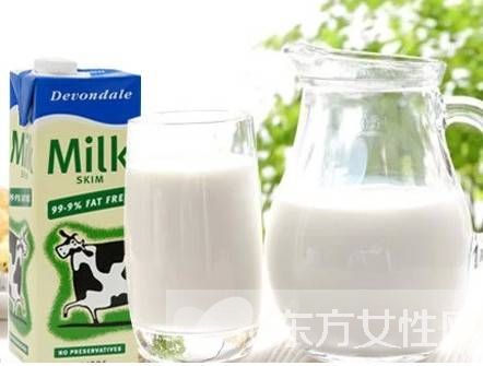 哪種脫脂牛奶好 脫脂牛奶與全脂牛奶的區(qū)別