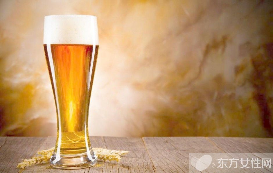 為什么一喝啤酒就拉肚子 夏季喝啤酒的注意事項(xiàng)