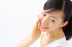 化妝水的作用是什么 這些誤區(qū)很多人還在犯哦