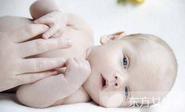 新生兒發(fā)熱怎么辦 這些快速退燒方法趕快存起來