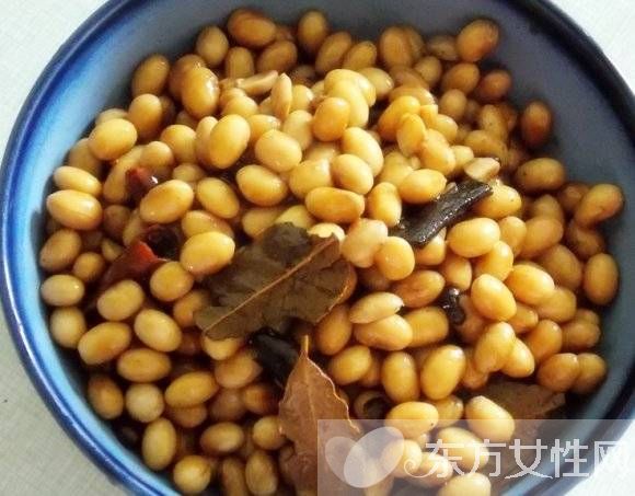 炒黃豆的功效與作用 黃豆的營養(yǎng)價(jià)值居然這么高