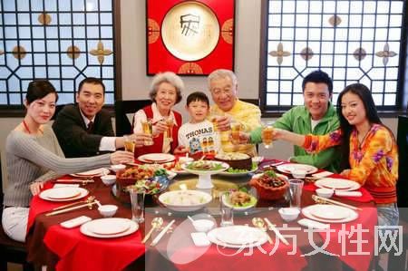 中國都有哪些傳統(tǒng)節(jié)日 傳統(tǒng)節(jié)日的來歷和習(xí)俗